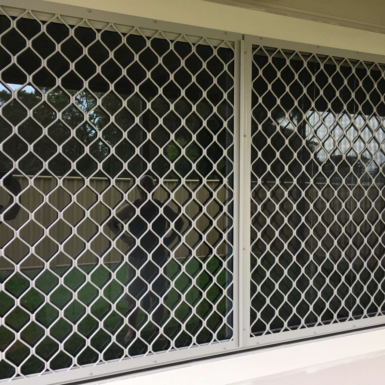 Premium diamond grille